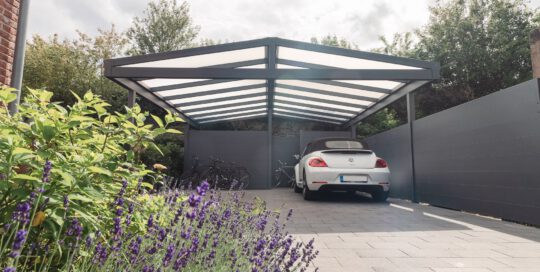 windax Carport individuell gefrigt auf Kundenwunsch. Immer der perfekte Schutz für ihre Fahrzeuge.